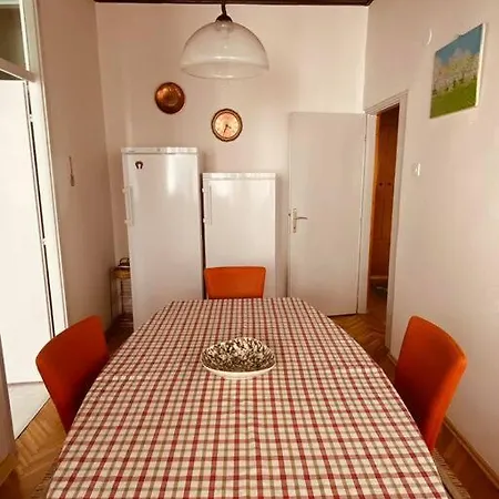 Lenny's Peaceful Getaway Flat شقة