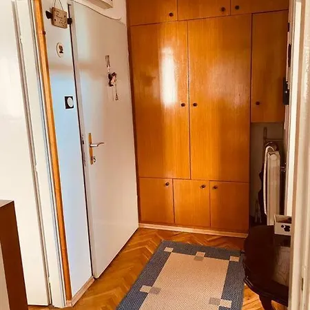 شقة Lenny's Peaceful Getaway Flat *